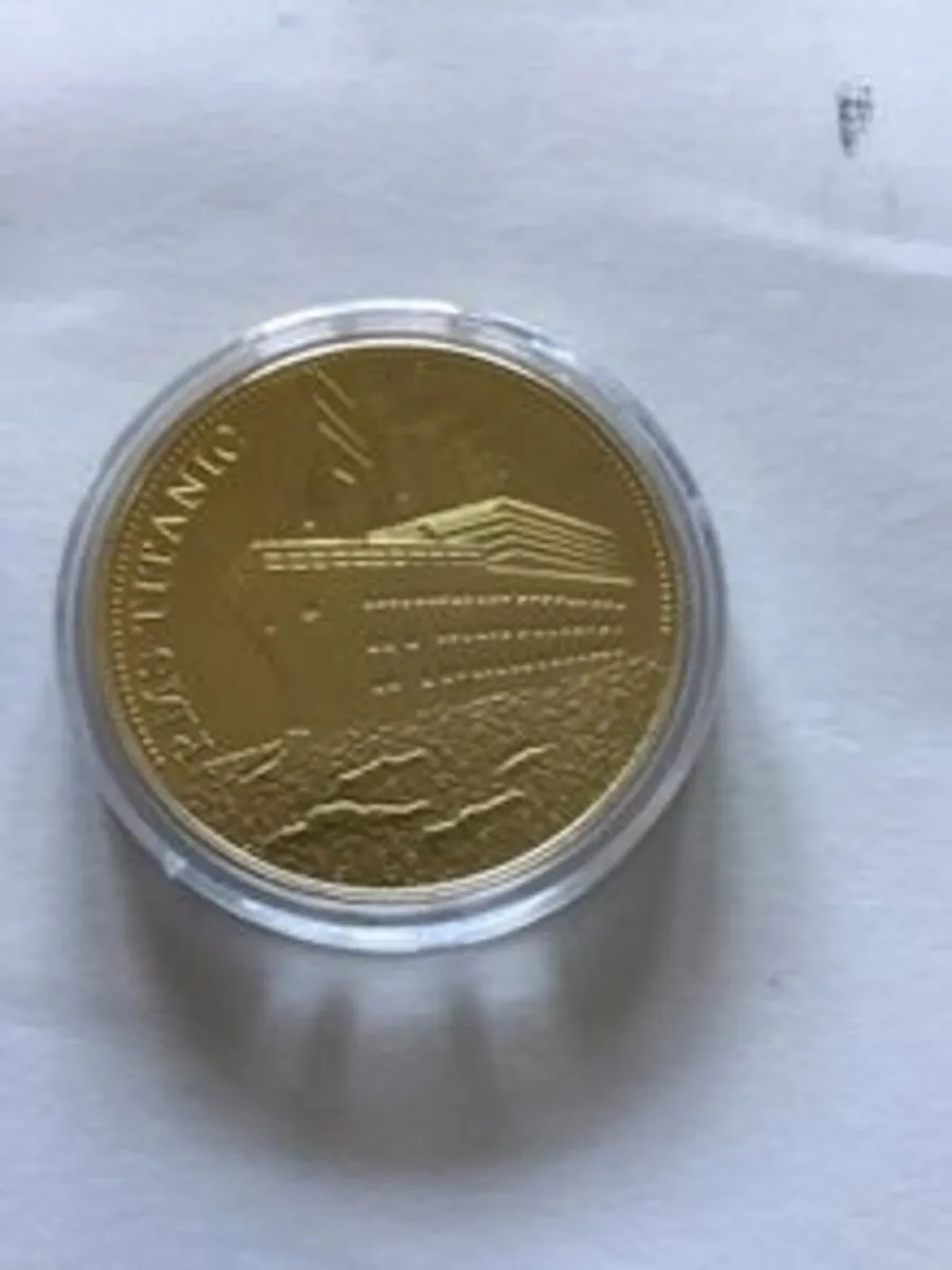 Titanic commemorative coin
