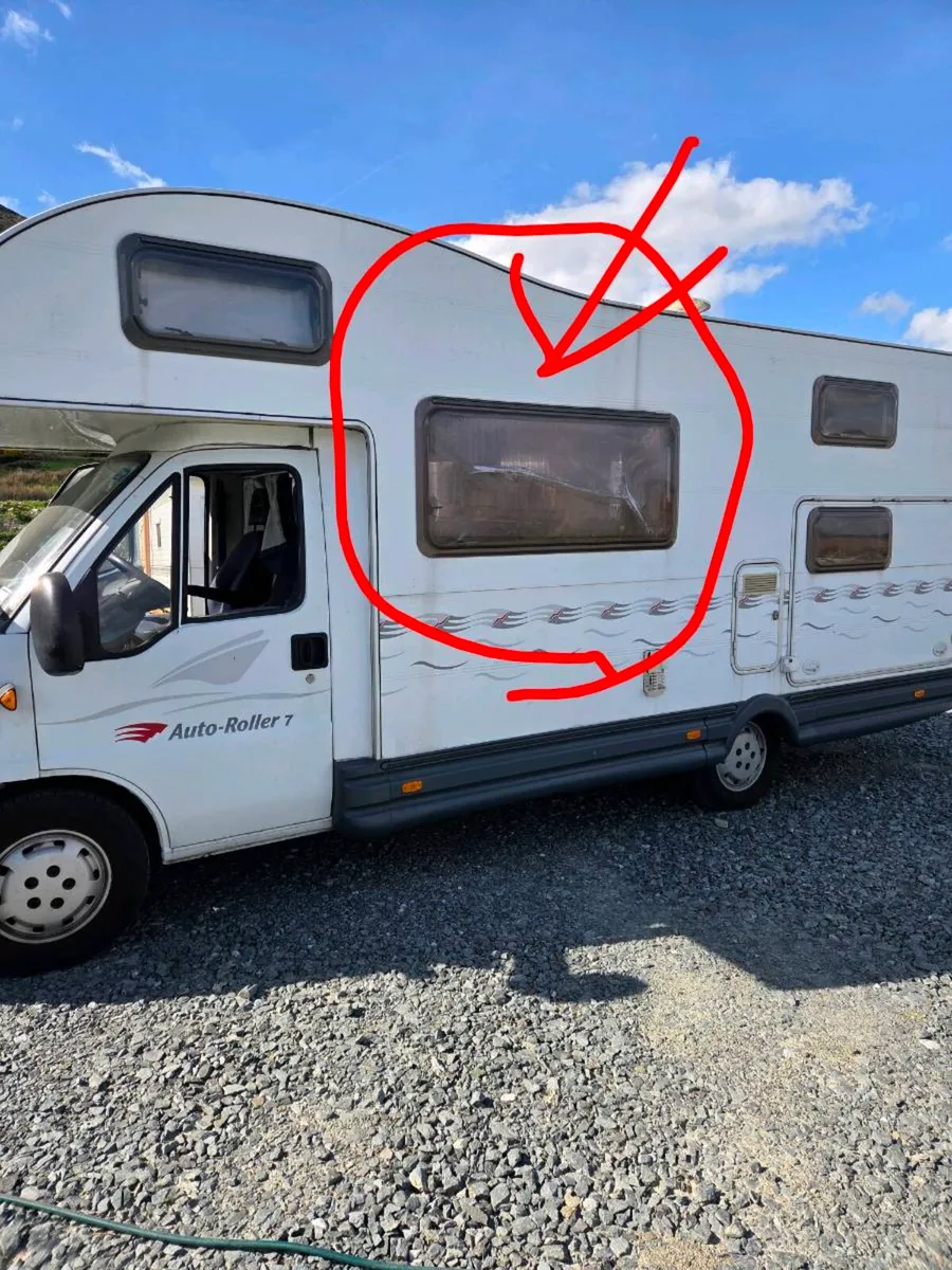 Wanted camper window - Image 1