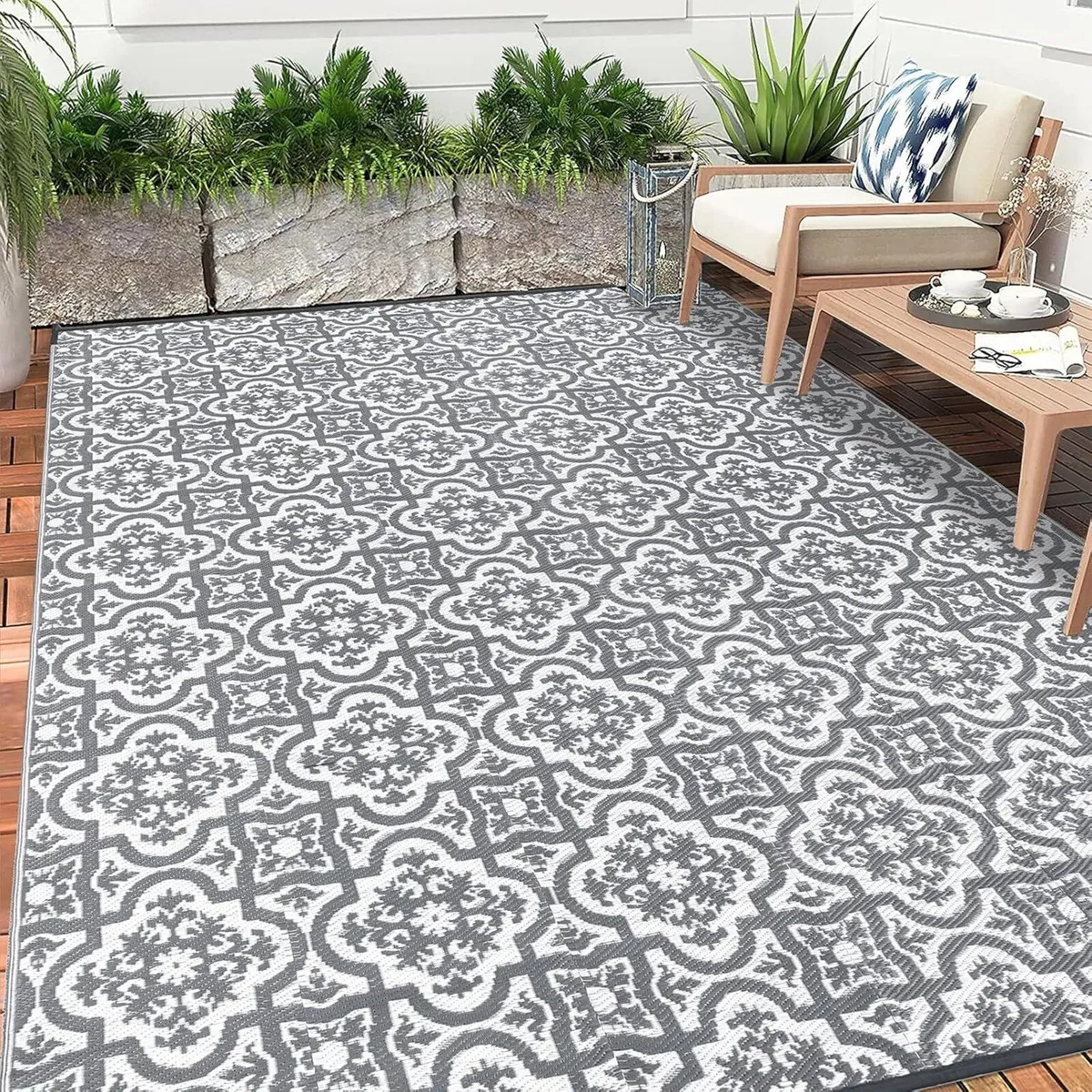 Large Outdoor Rug for Garden 240x300cm Waterproof - Image 1