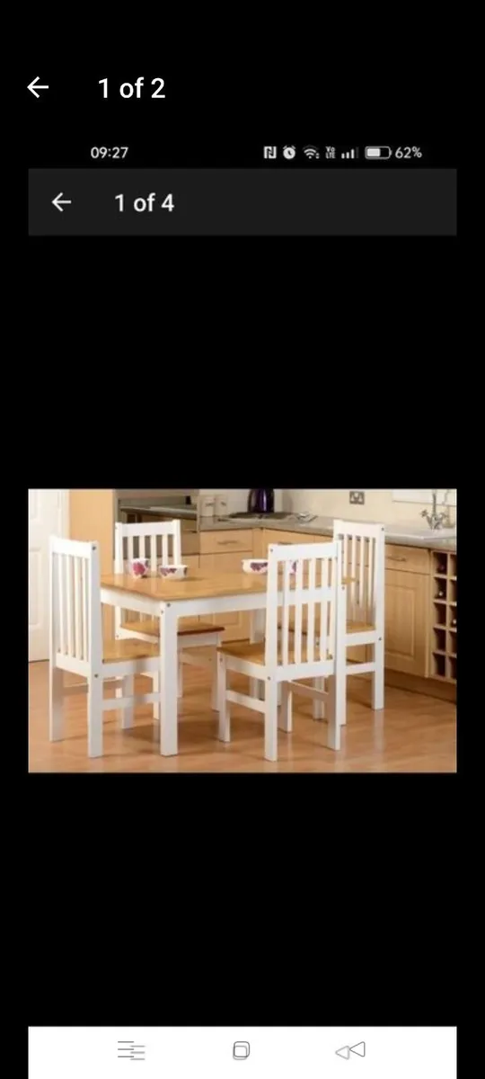 Table snd chairs
