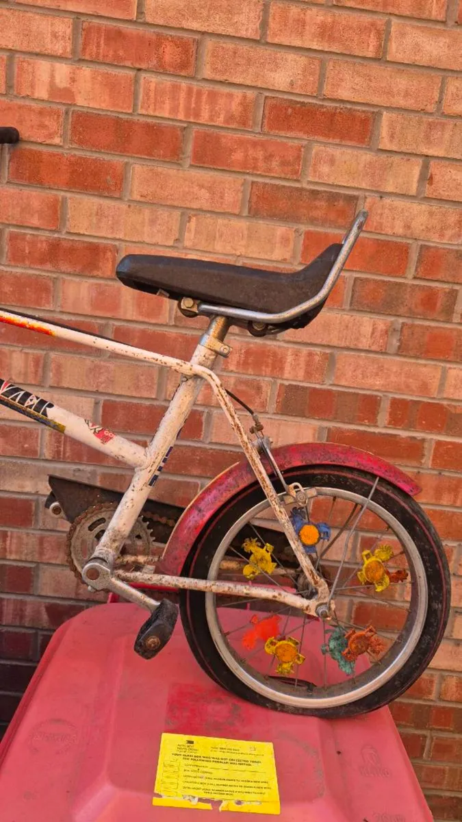 Classic vintage Raleigh chopper - Image 3