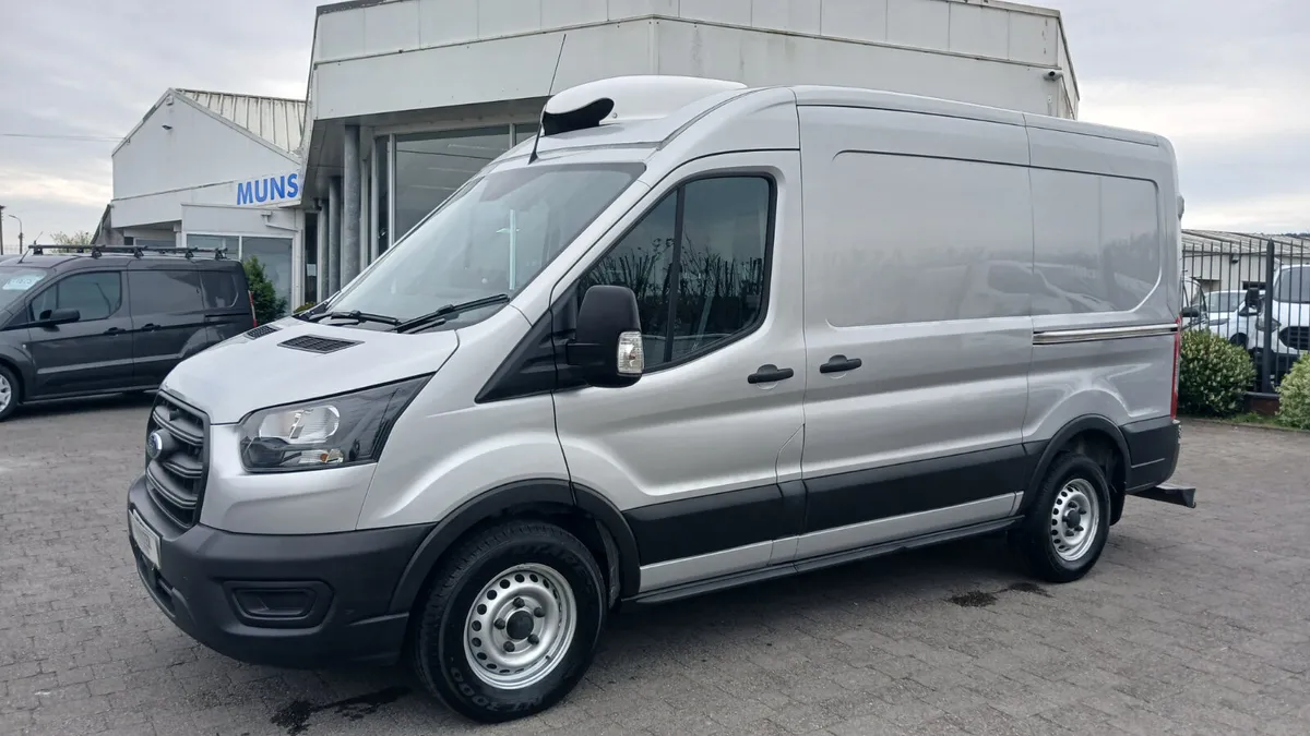 212 TRANSIT AUTOMATIC DUAL COMP FRIDGE FREEZER - Image 1