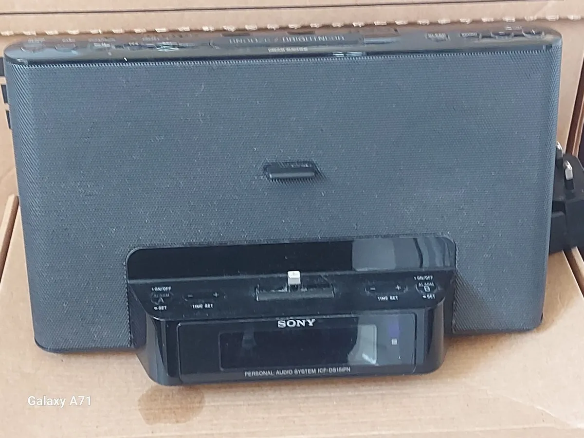 SONY Dream Machine Clock Radio Audio System - Image 2