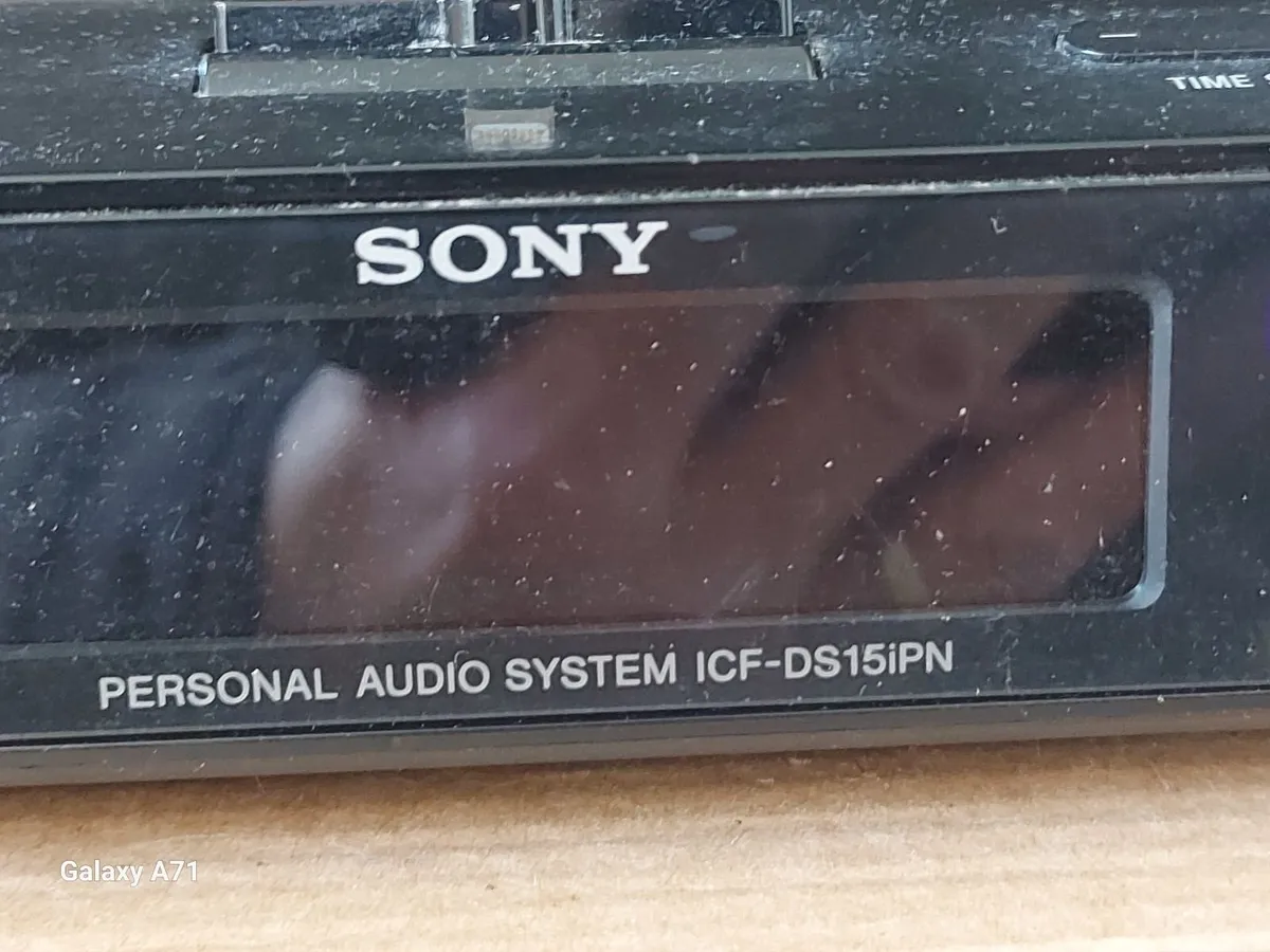 SONY Dream Machine Clock Radio Audio System - Image 4