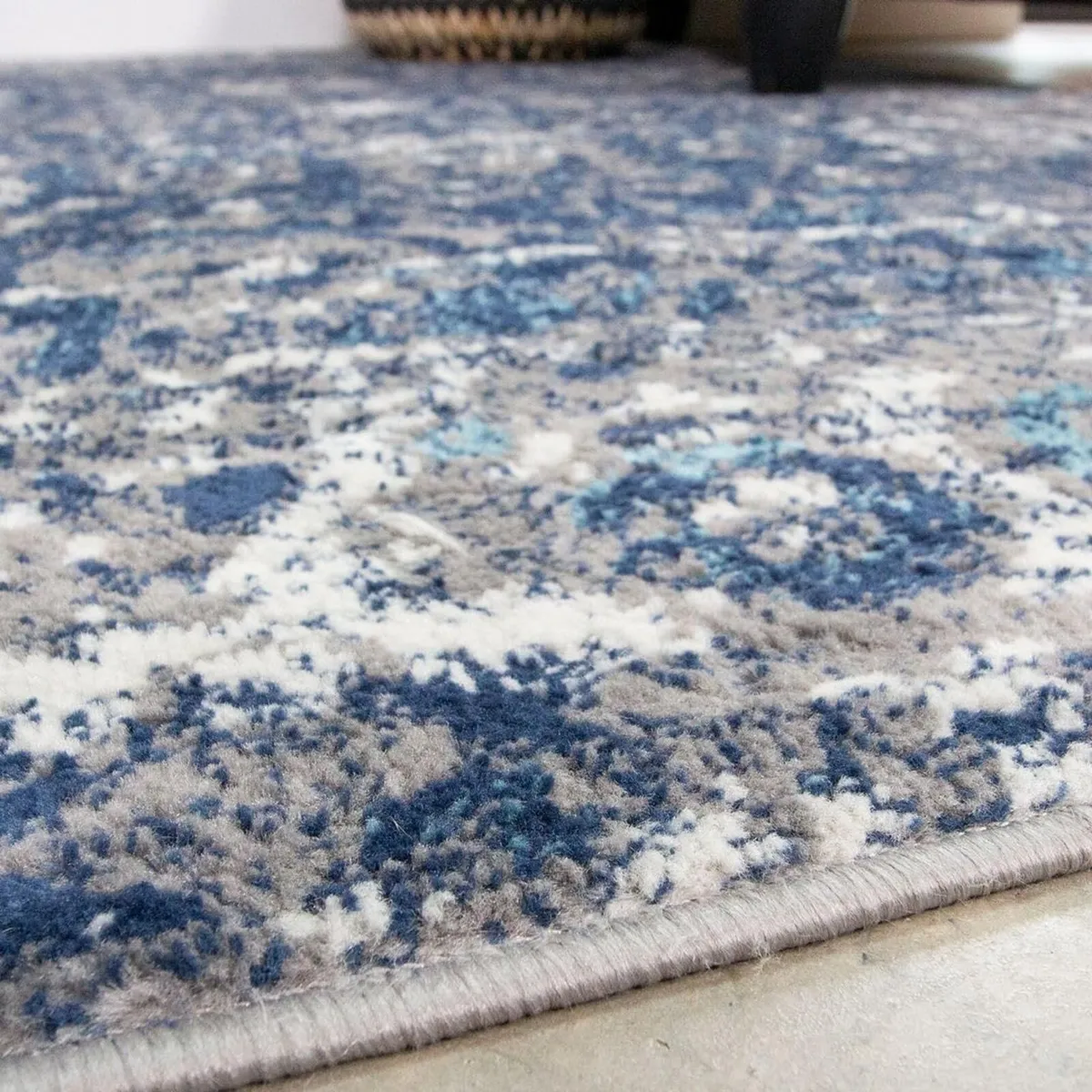 Luxury Affordable Navy Classic Traditional - Image 3