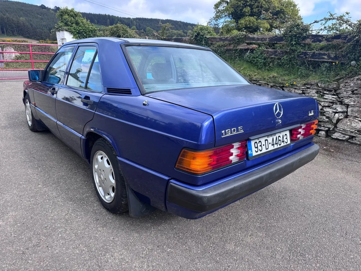 Mercedes 190E LE auto only 98.000 miles - Image 2
