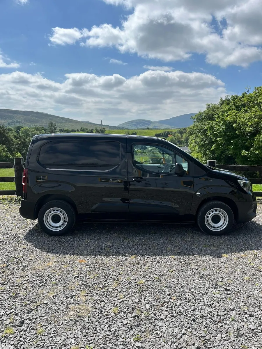Vauxhall Combo 2020 Black - Image 2