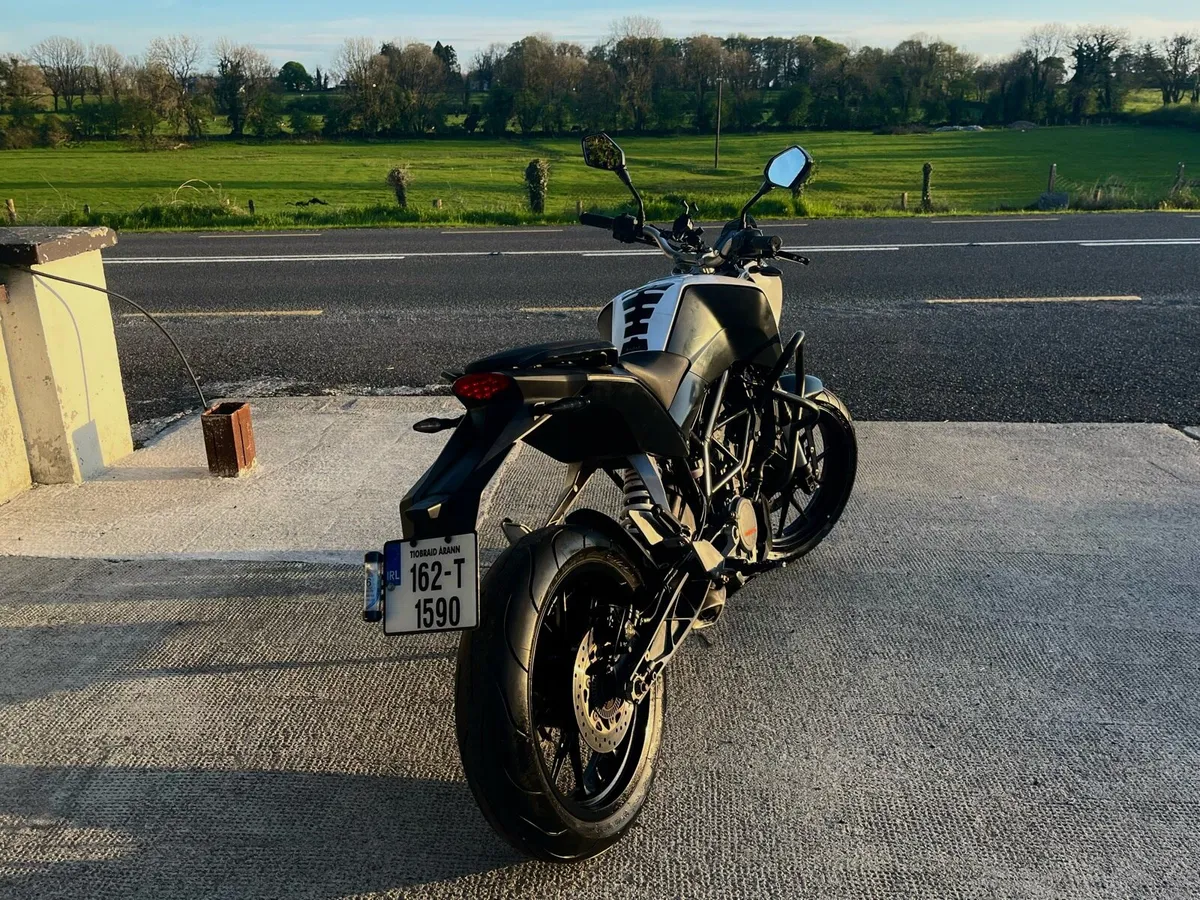 KTM Duke 125cc - Image 3