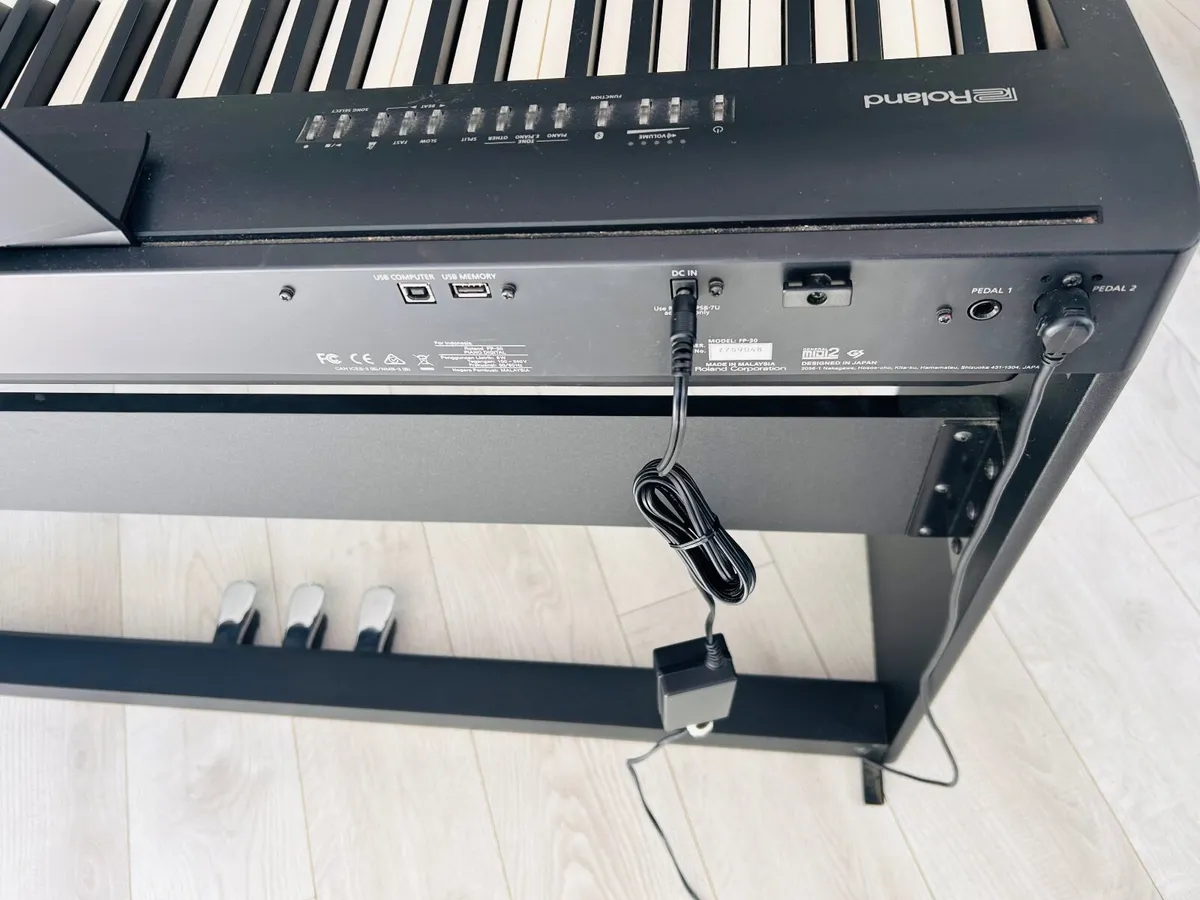 Roland FP-30 Digital Piano - Image 4