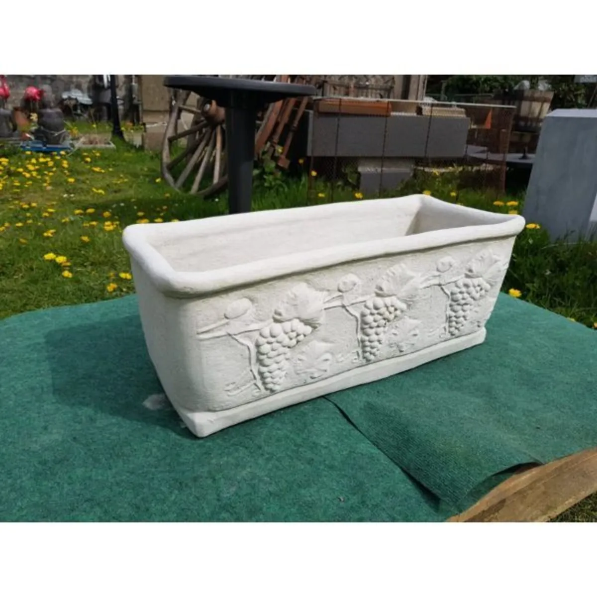 Planter – Grape Med-GL-PL100