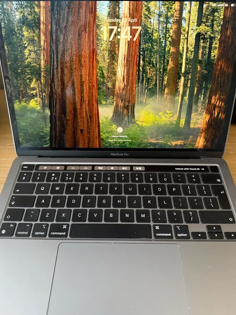 Mac Book Pro, 13-inch, M2, 2022 Laptop - Image 1