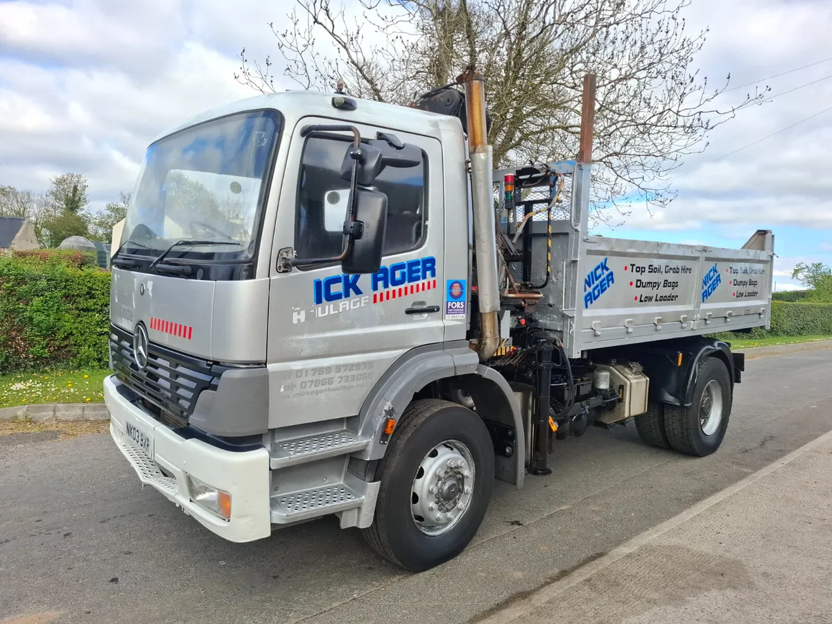 Mercedes Tipper with Hiab - Image 2