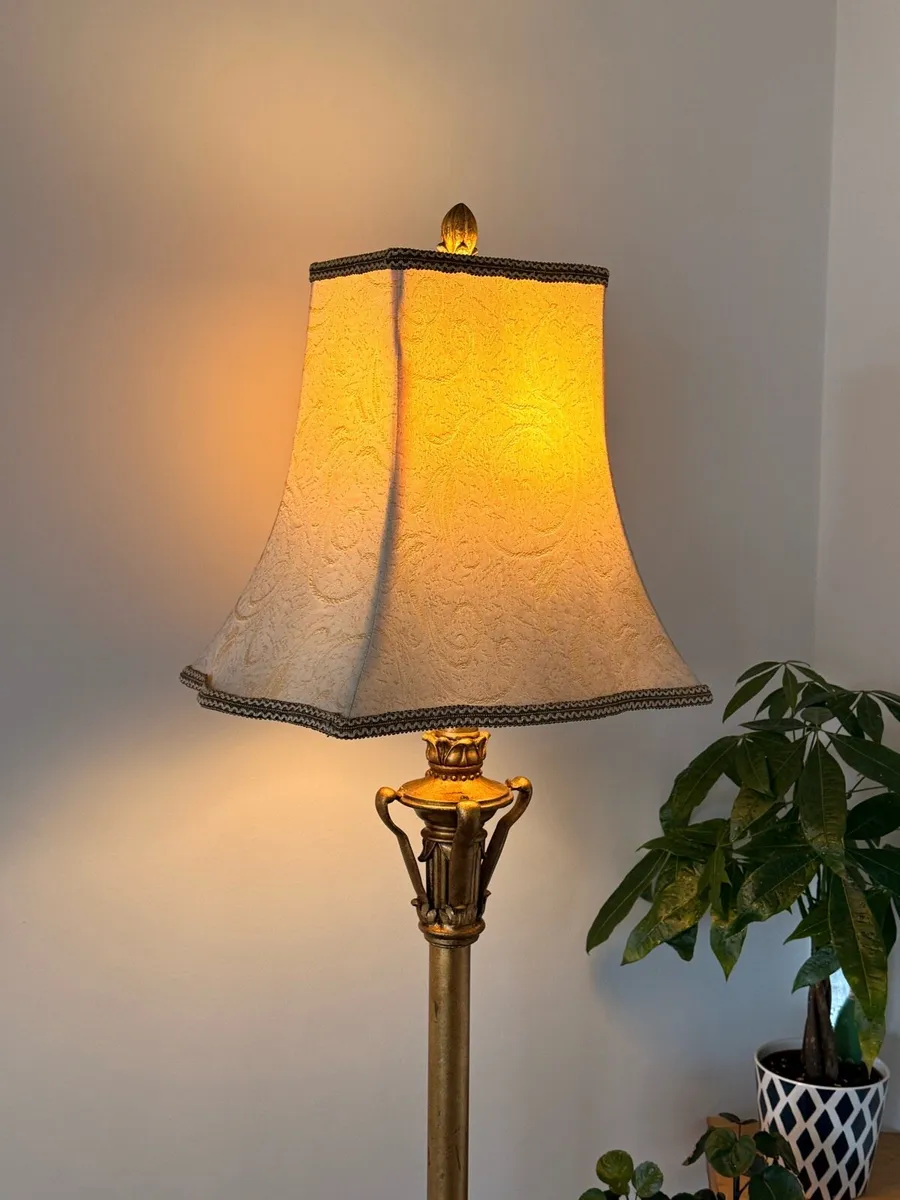Vintage Tall Lamp - Image 2