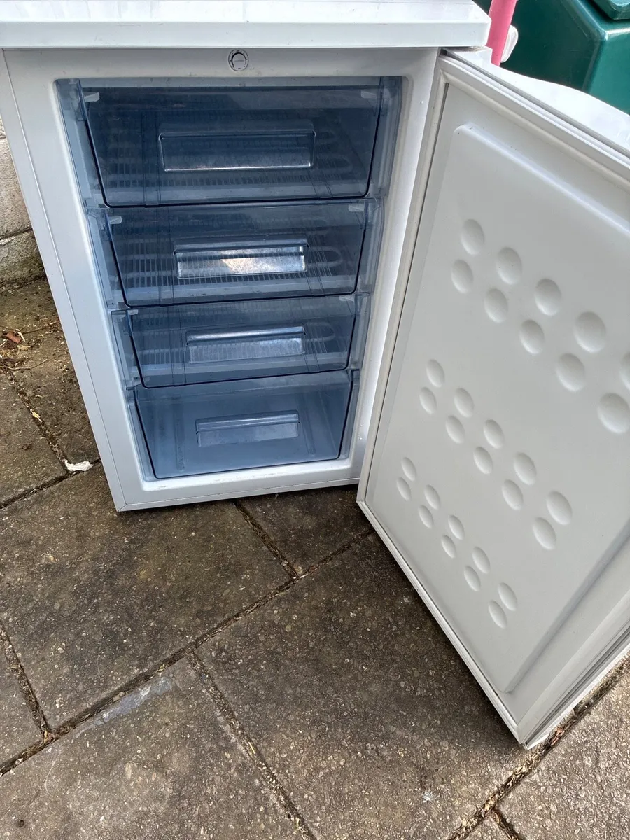 Freezer under counter - Image 2