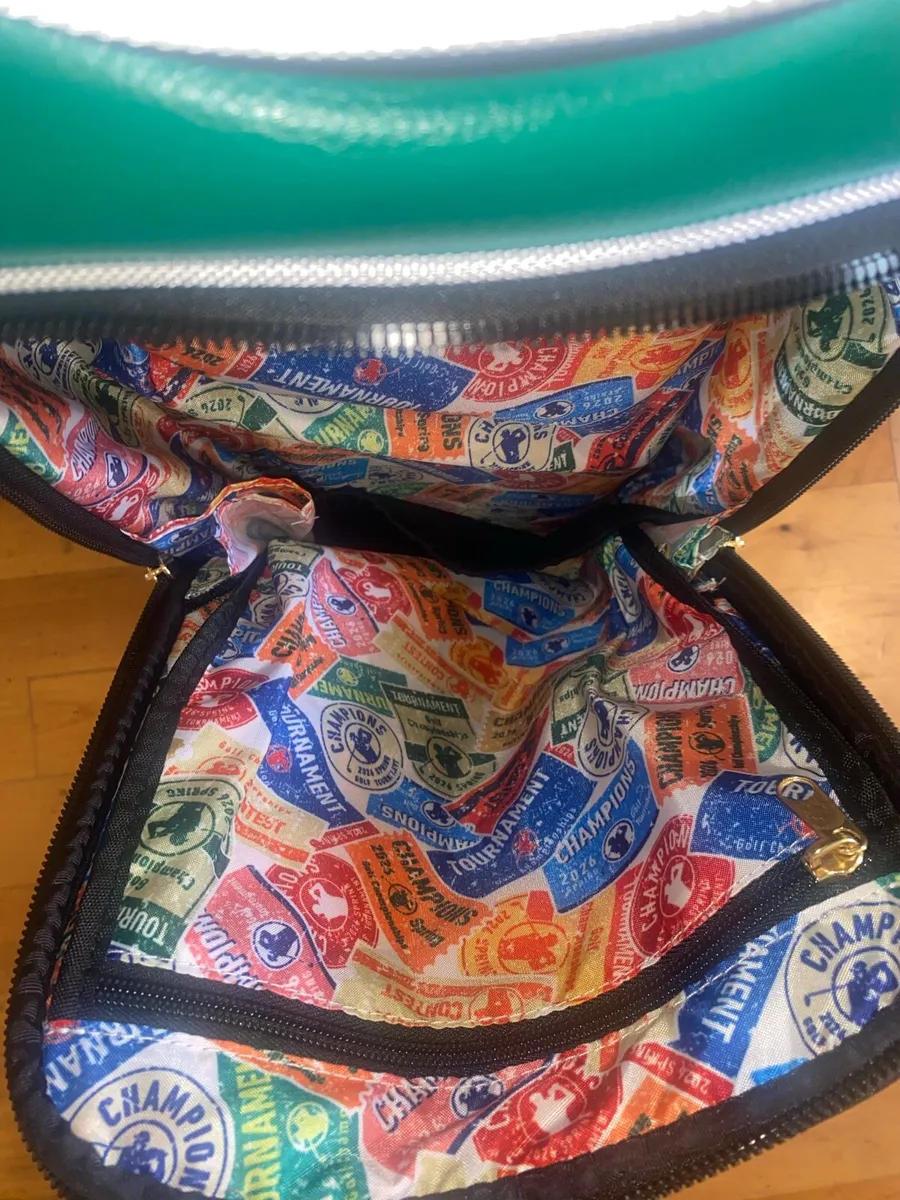 Srixon Limited Edition Masters Tour Staff Bag - Image 3