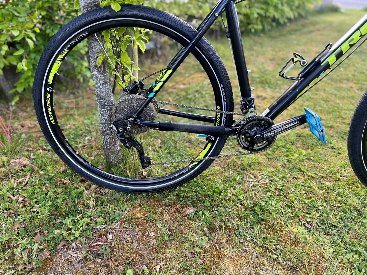 TREK X-CALIBER 9 ( FULLY SERVICED ) - Image 2