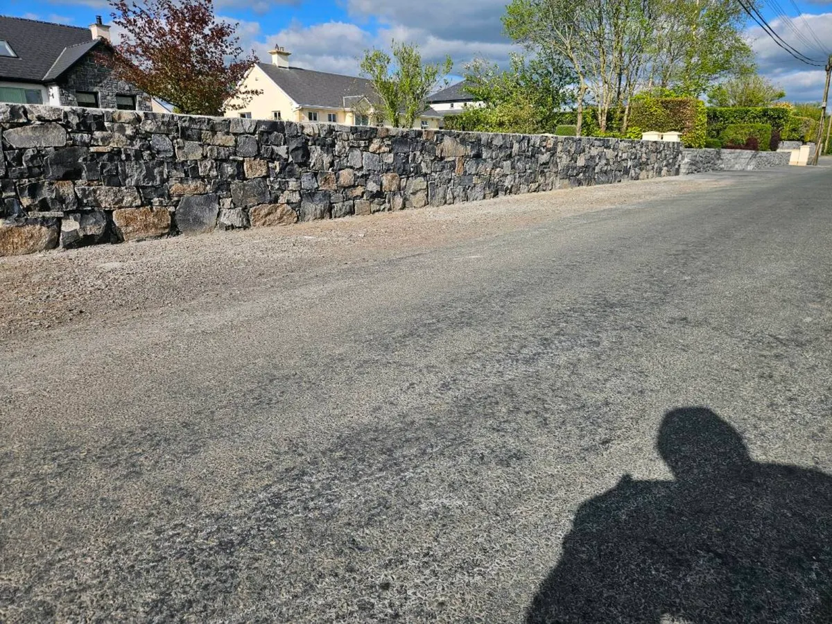 Building Stone - Image 2