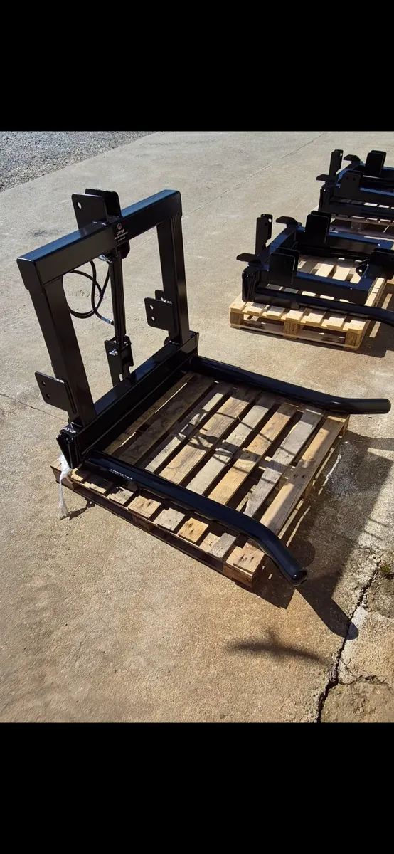 Folding Single bale handler - Image 3