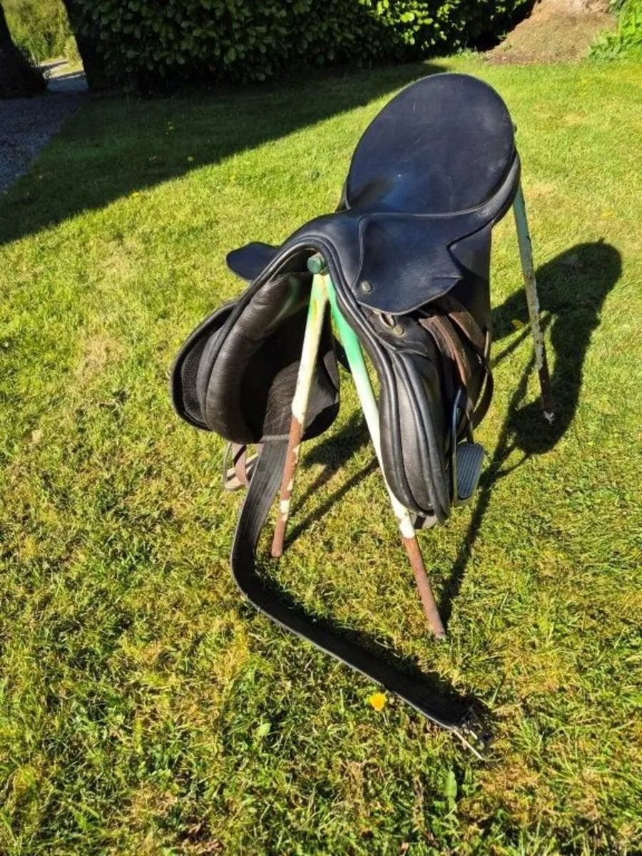 Berney Saddle 17" - Image 2