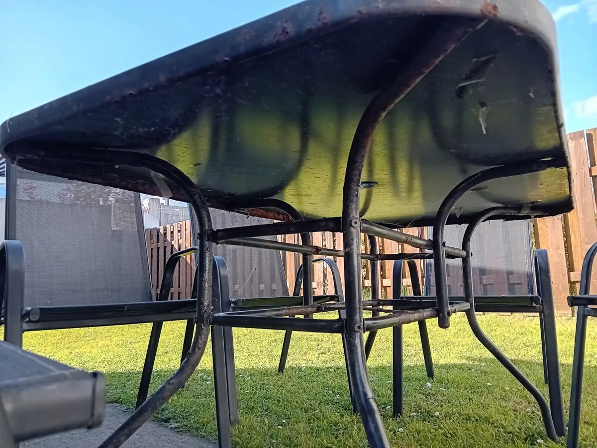 Outdoor Dining Table & Chairs - Image 3