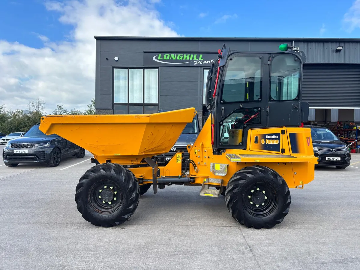 THWAITES MACH2366 6 TON SWIVEL CABBED - Image 1