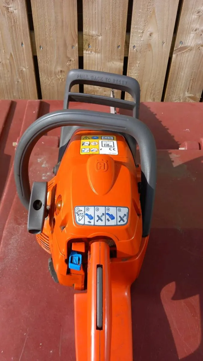 Husqvarna chainsaw - Image 2