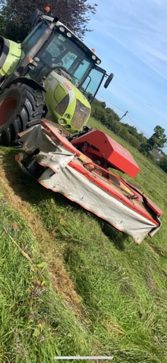 Kuhn front mower - Image 2
