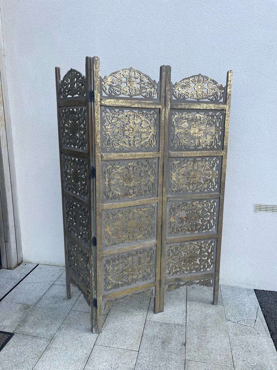 Wooden Room Divider - Image 2