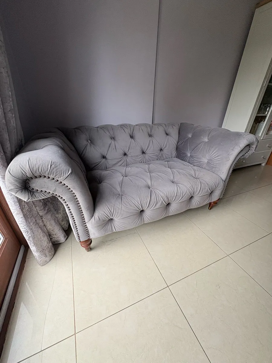 Chesterfield Sofe - Image 1