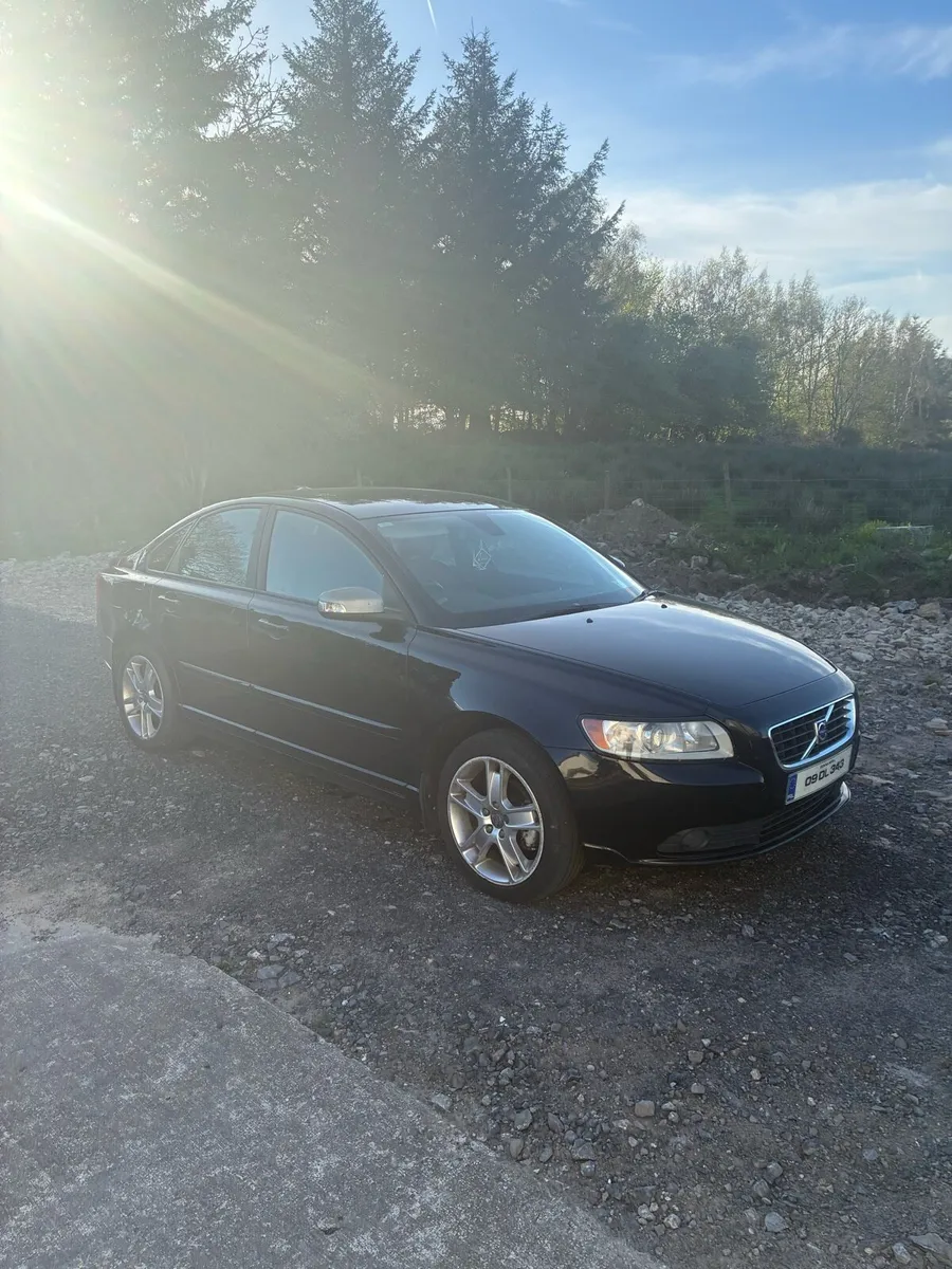 Volvo s40 - Image 2