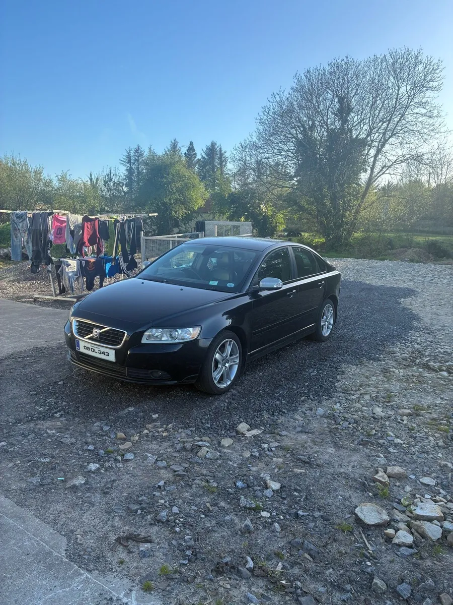 Volvo s40 - Image 1