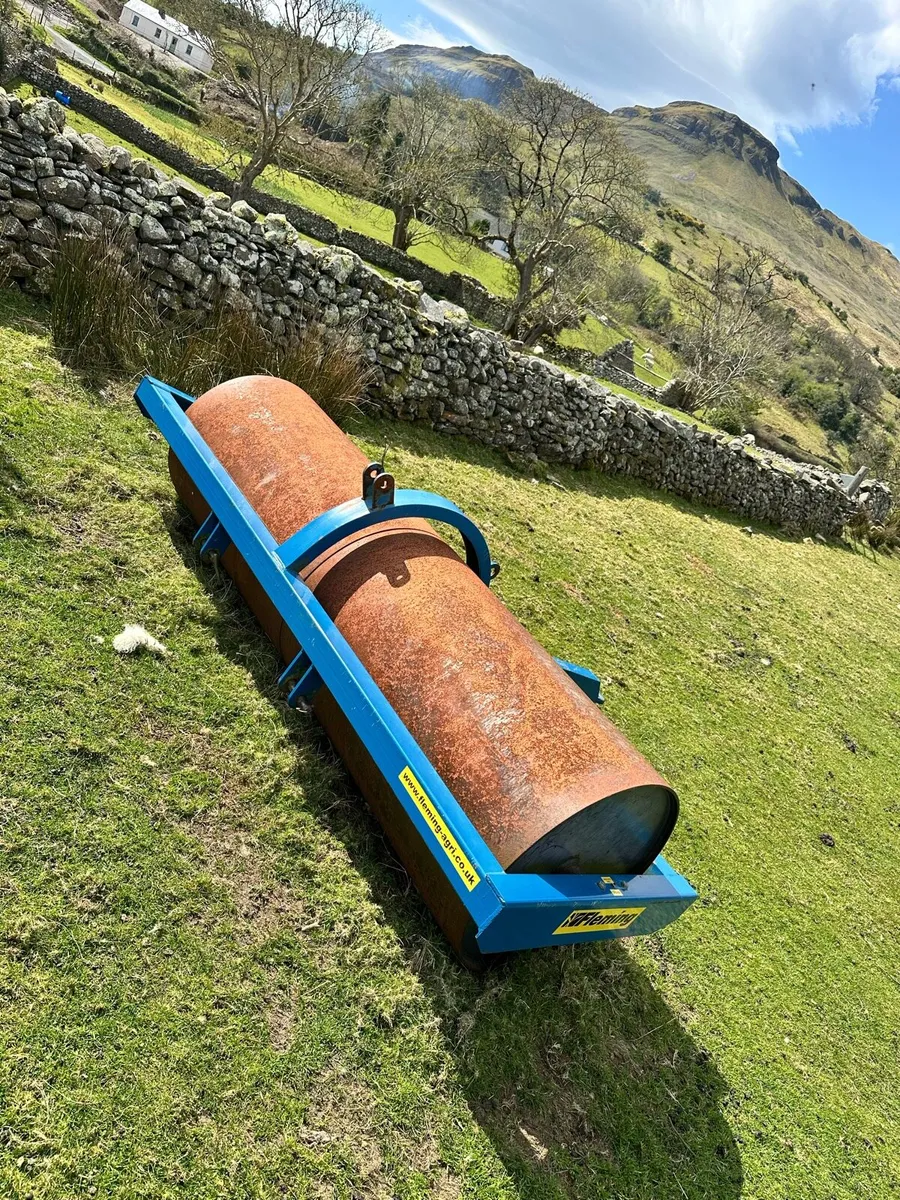 ***FLEMING 8ft Roller*** - Image 2