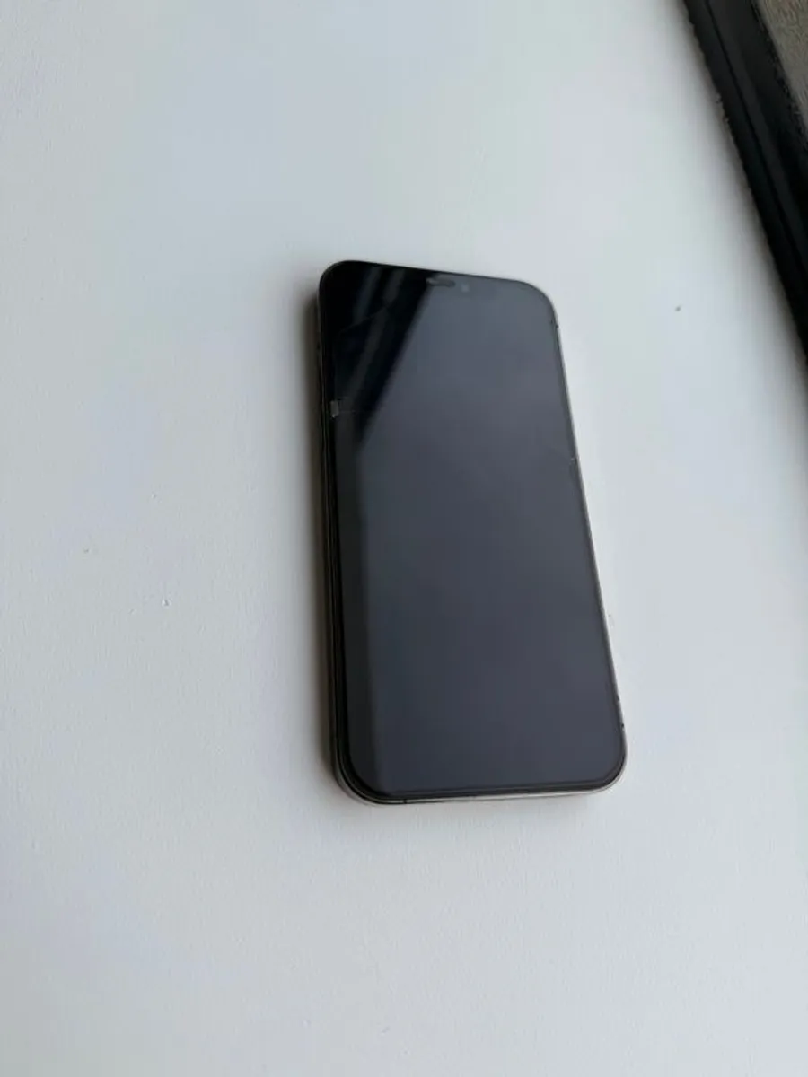 Apple - Image 2