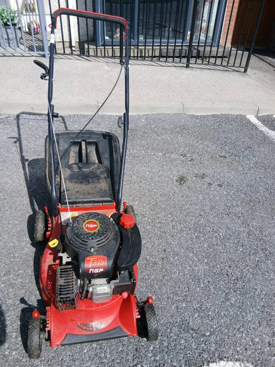 PETROL LAWNMOWER - Image 4