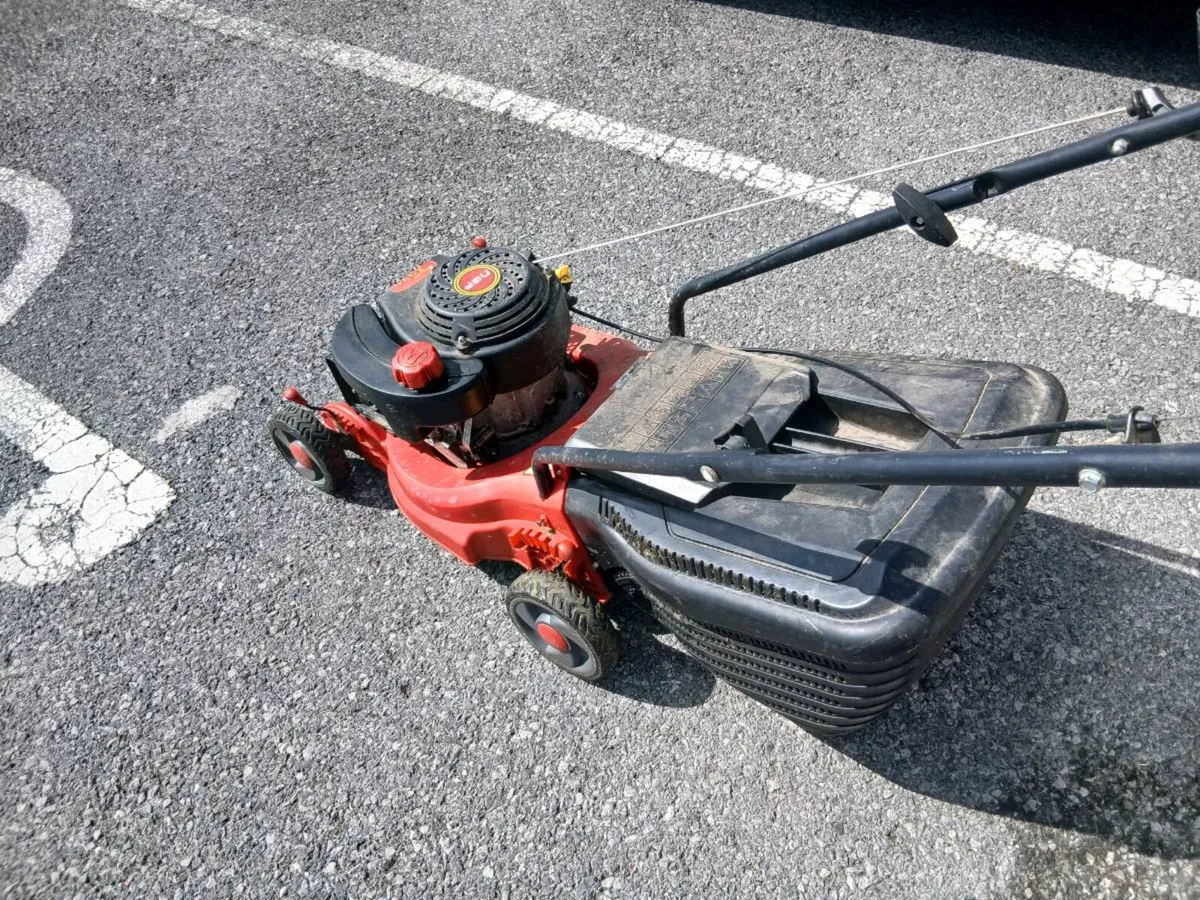 PETROL LAWNMOWER - Image 3