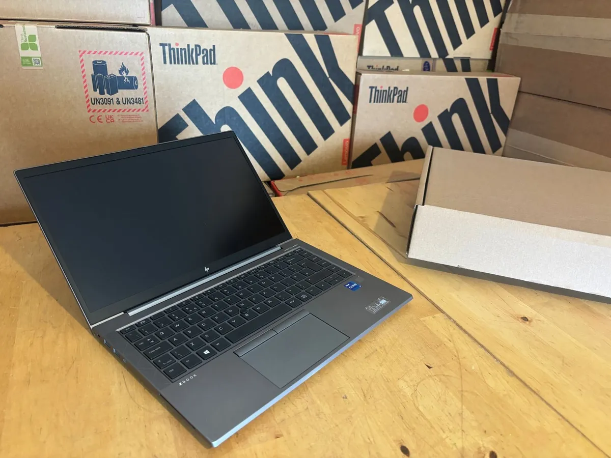 HP zBook Firefly 14 Mobile Workstations-nVidia Gra - Image 3