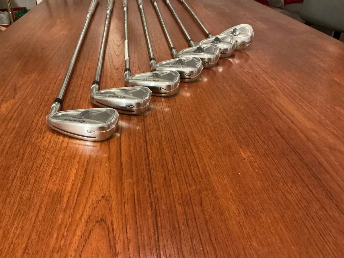 Brand new Taylormade QI Irons - Image 3