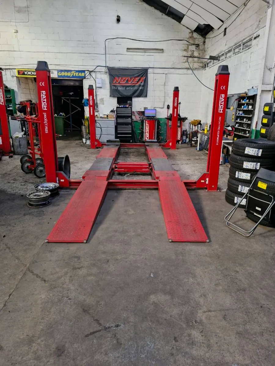 Patch 6.5 ton 5.7 metre platform Alignment lift. - Image 2