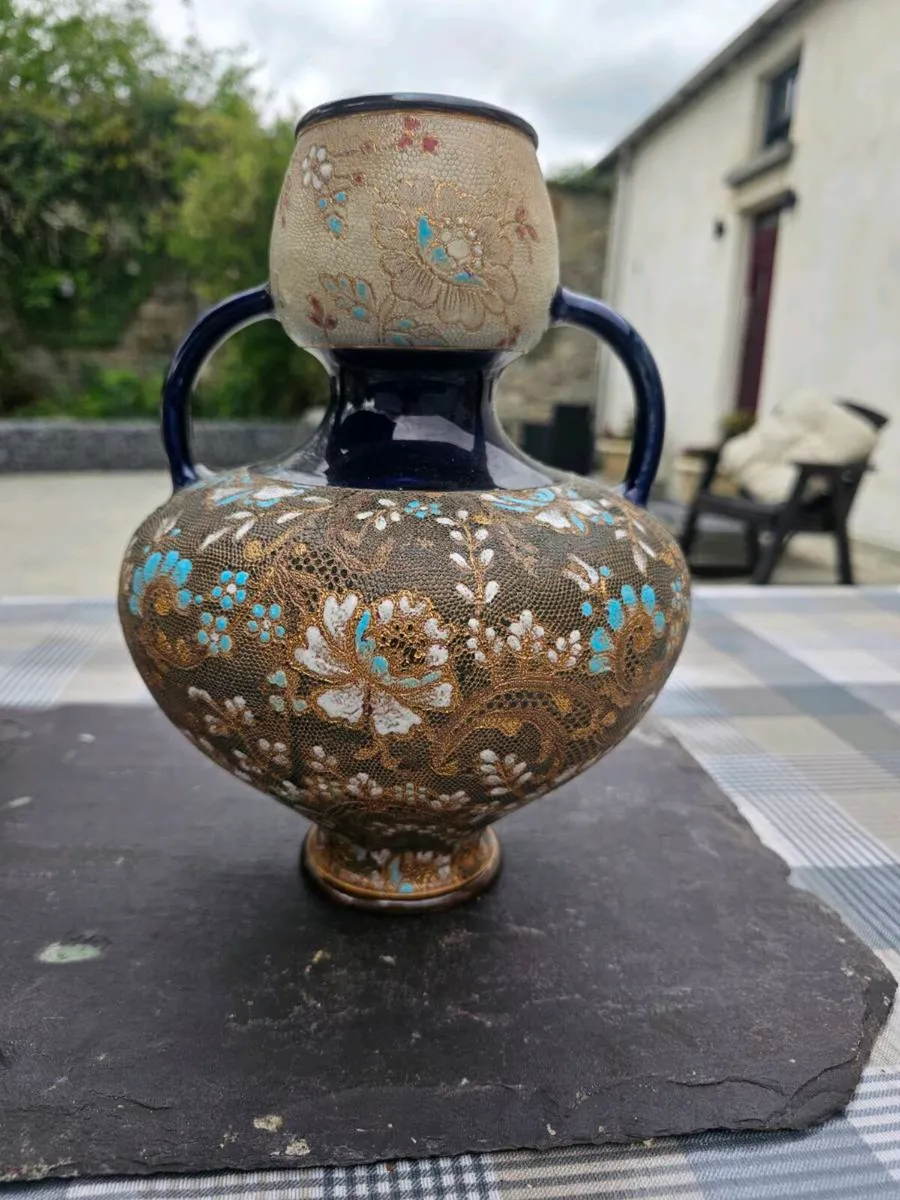 Antique vase - Image 3