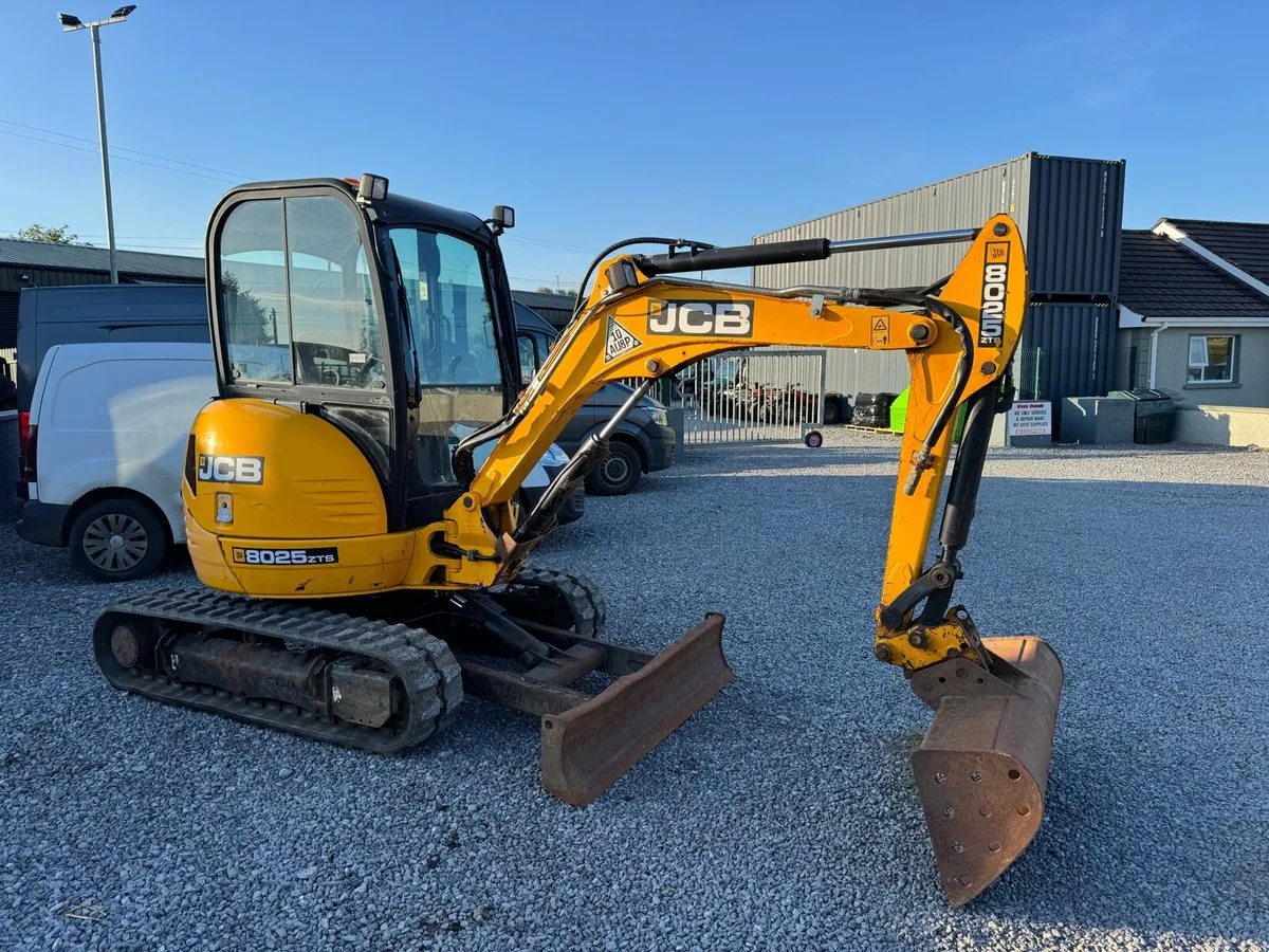 2018 jcb 8025 zts - Image 2