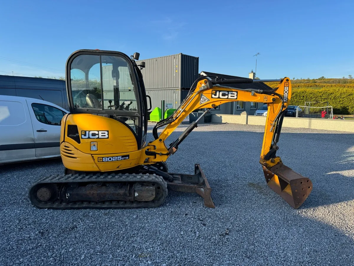 2018 jcb 8025 zts - Image 3