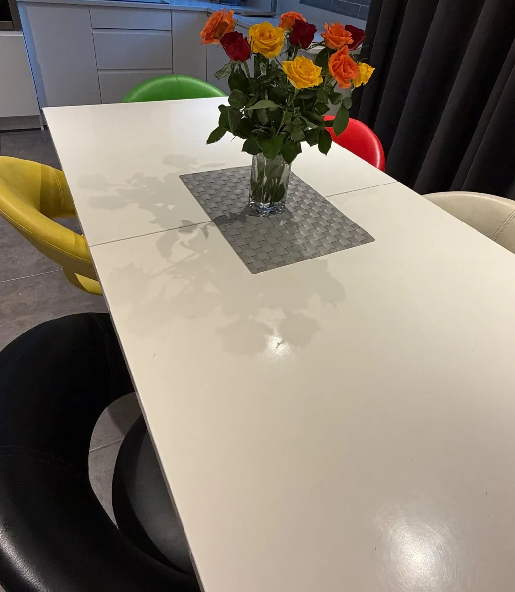 Kitchen Table - Image 2