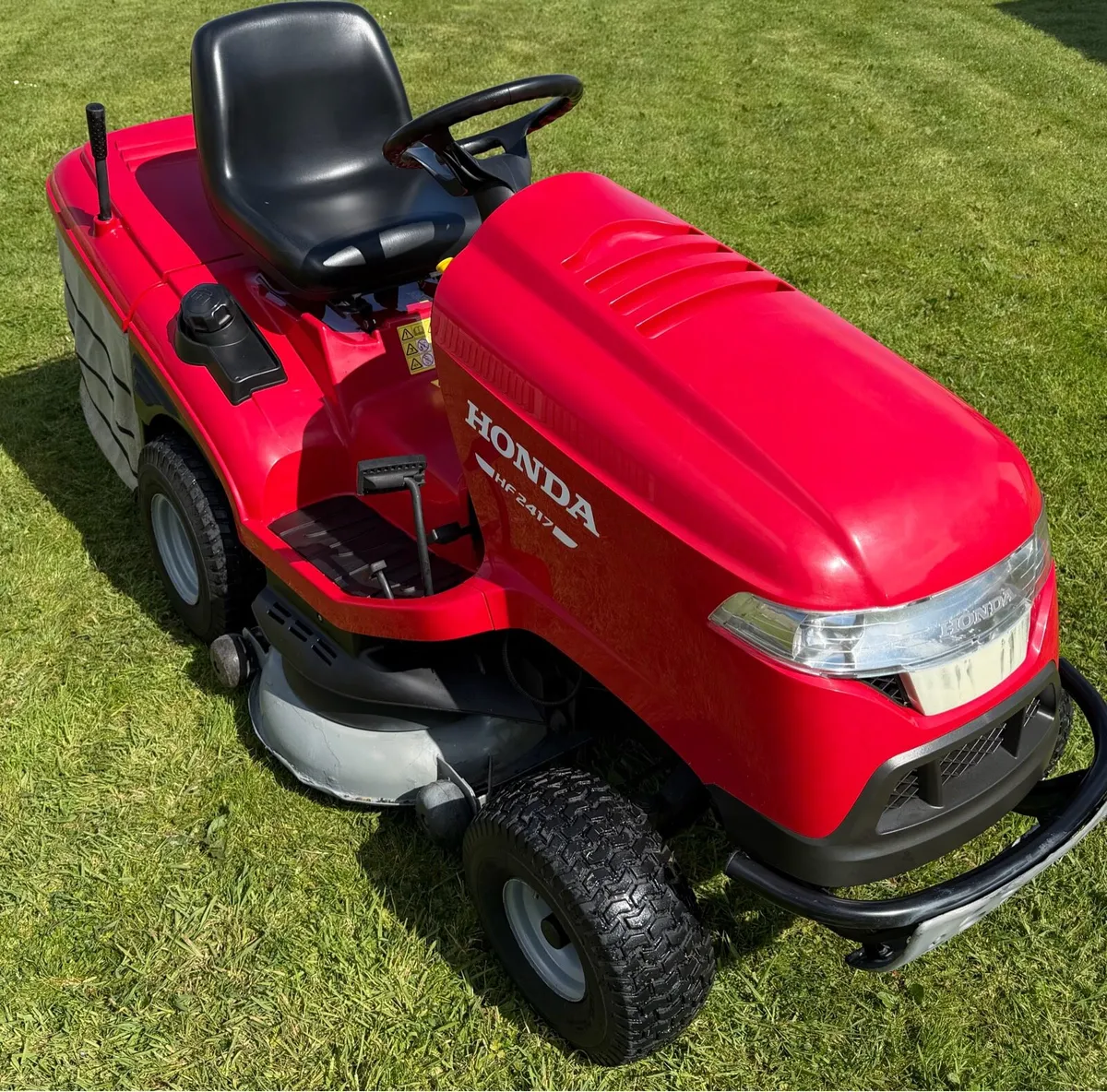 HONDA HYDROSTATIC MOWER - Image 1