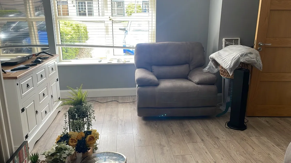 Corner Sofa/Couch - Image 4