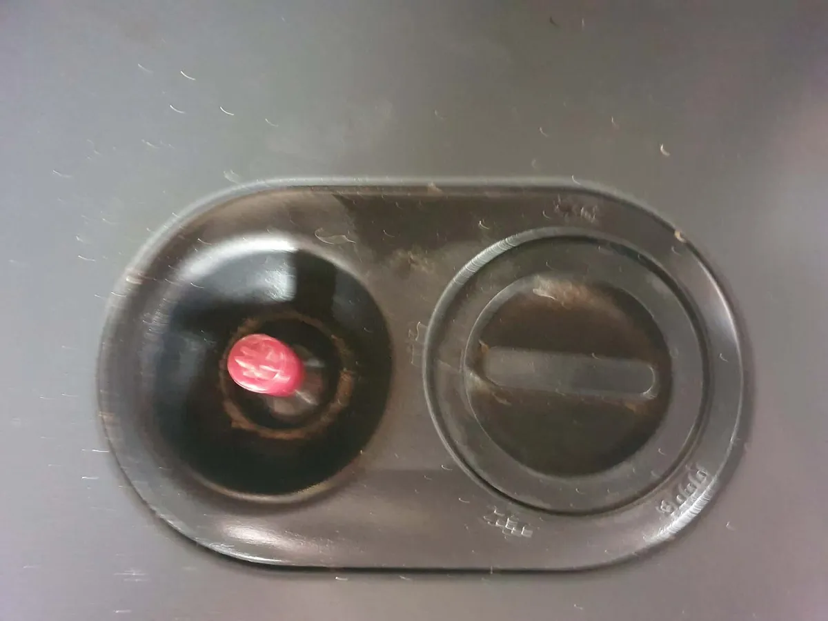 Superstar seaters 80e each - Image 2