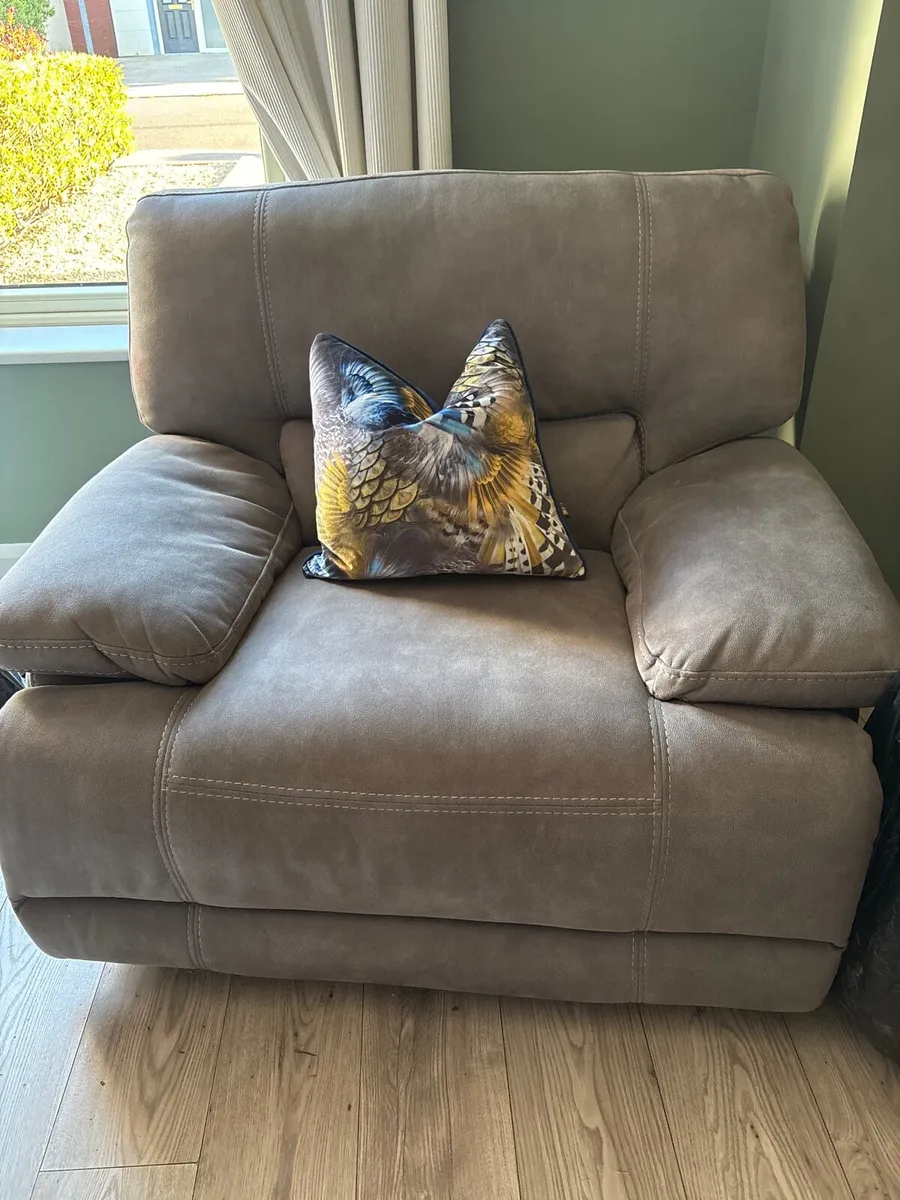 Corner Sofa/Couch - Image 4