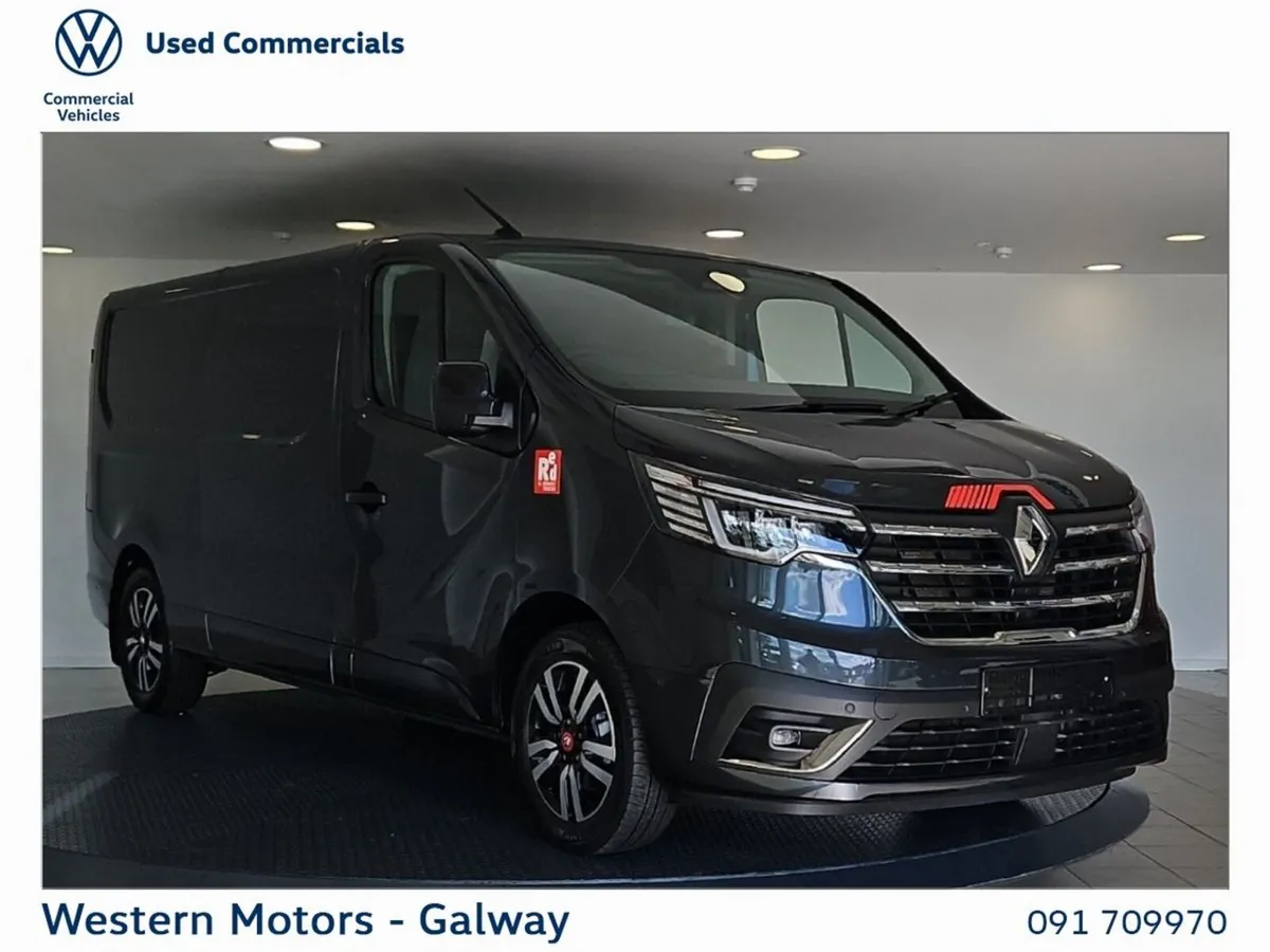 Renault Trafic **JUST IN** RED Edition Auto, Towba - Image 1
