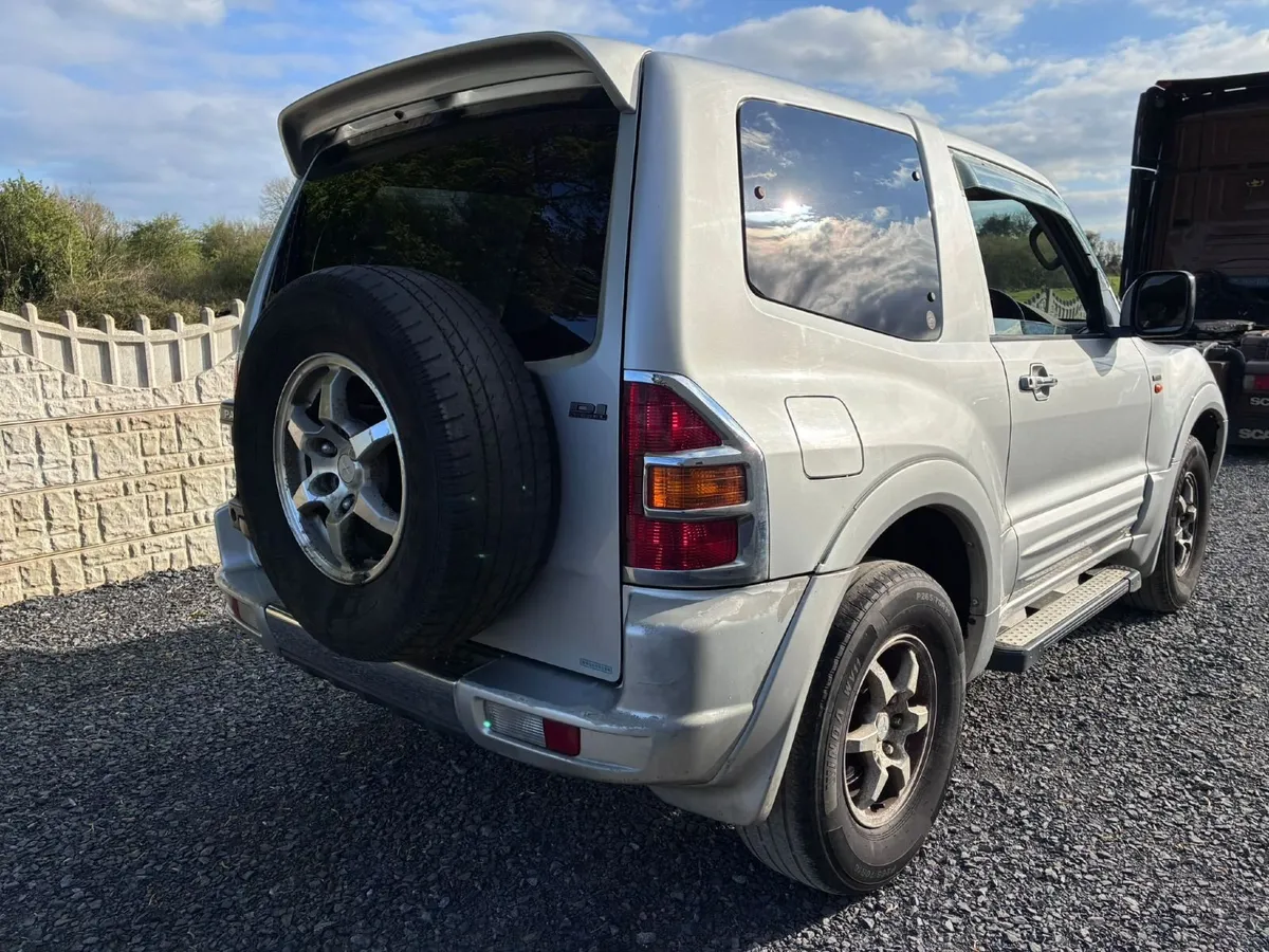 99 Mitsubishi Pajero 3.2Did auto commercial - Image 3