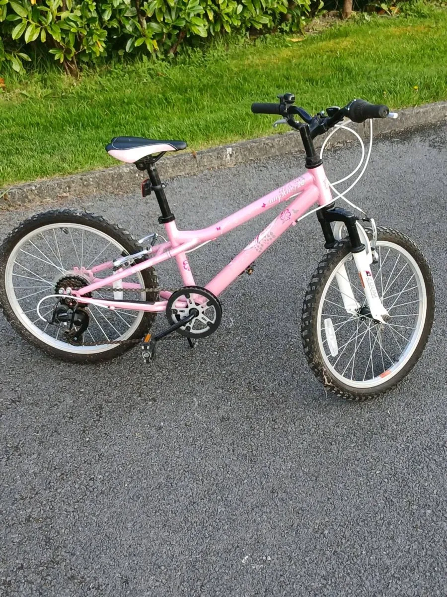 Girls bike - Image 1