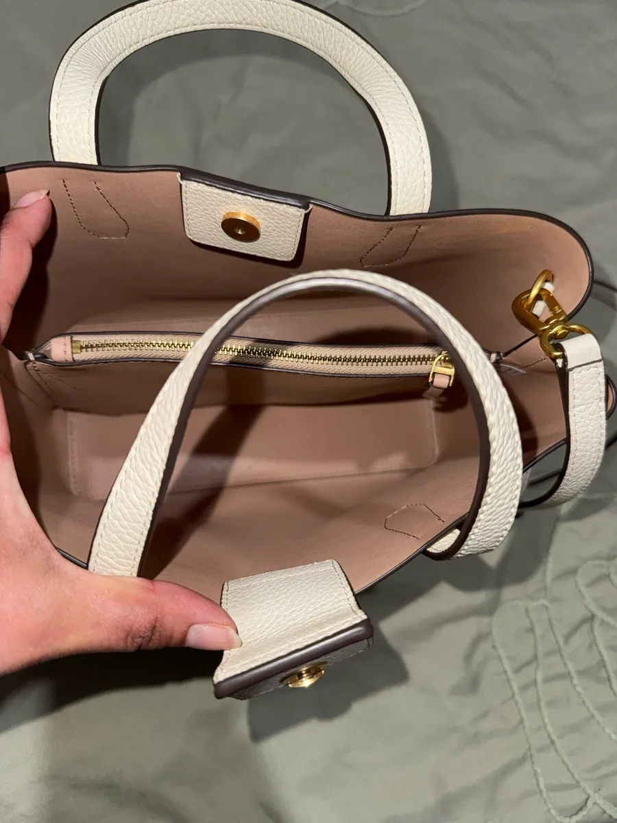 Tory Burch bag like new - Image 4